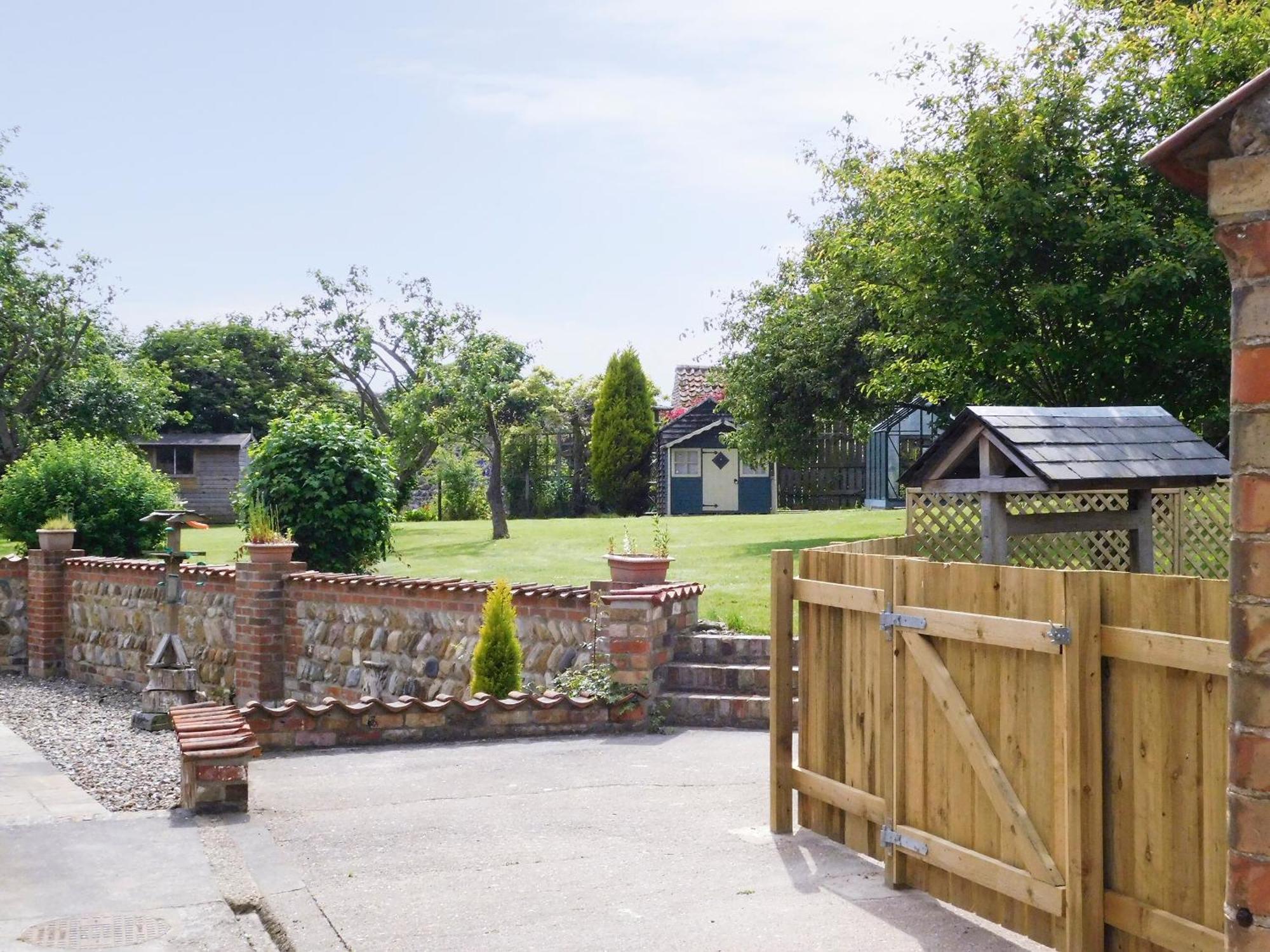 West End Farmhouse Barmston Exterior foto